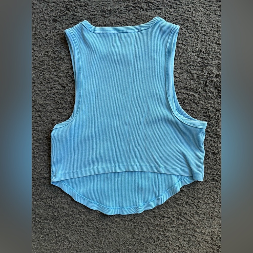 Aerie light blue size large tank - Picture 3 of 3